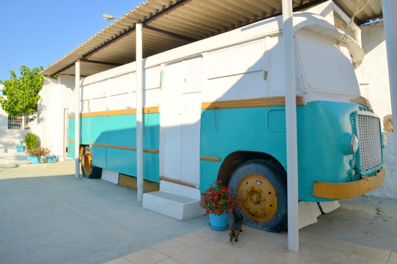 Provatas Sarantis Suites & Apartments מראה חיצוני תמונה