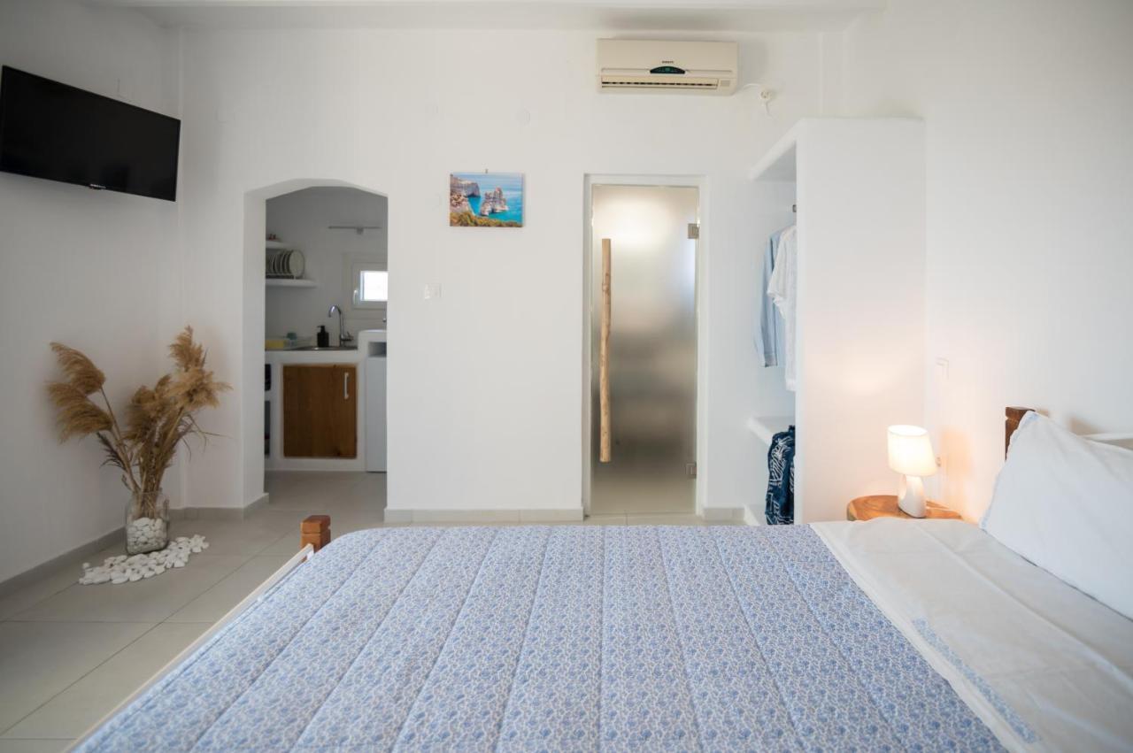 Provatas Sarantis Suites & Apartments מראה חיצוני תמונה
