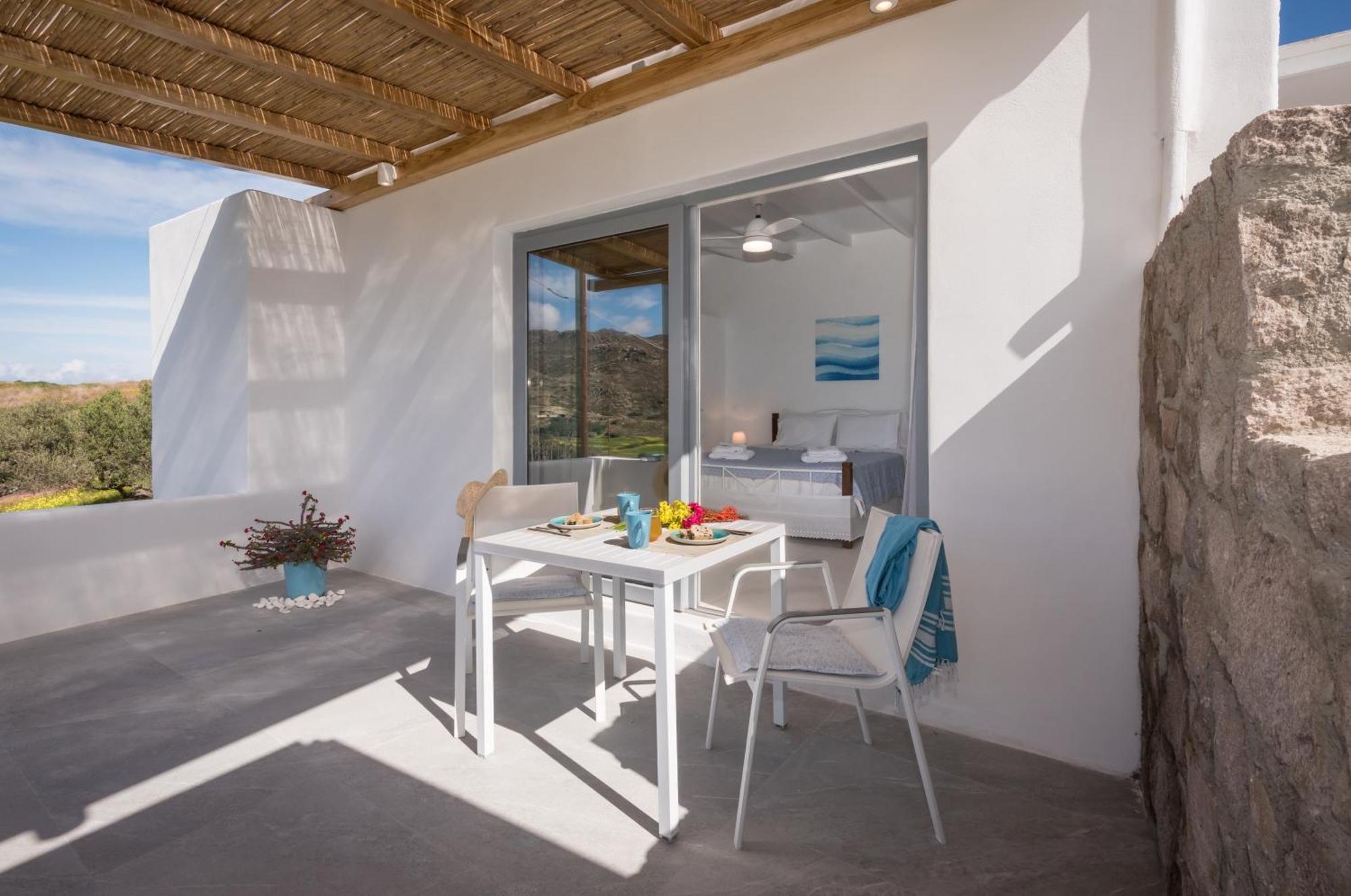 Provatas Sarantis Suites & Apartments מראה חיצוני תמונה